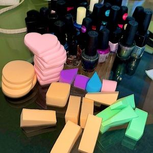 NAIL POLISH & BLENDERS